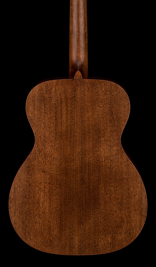 Martin 000-17 #82668