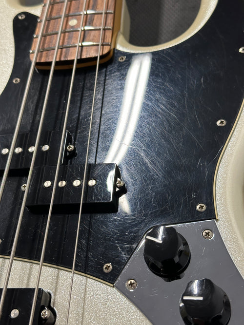 Used Fender Blacktop Jazz Bass (2011) - White Chrome Pearl #05592 with Gig Bag