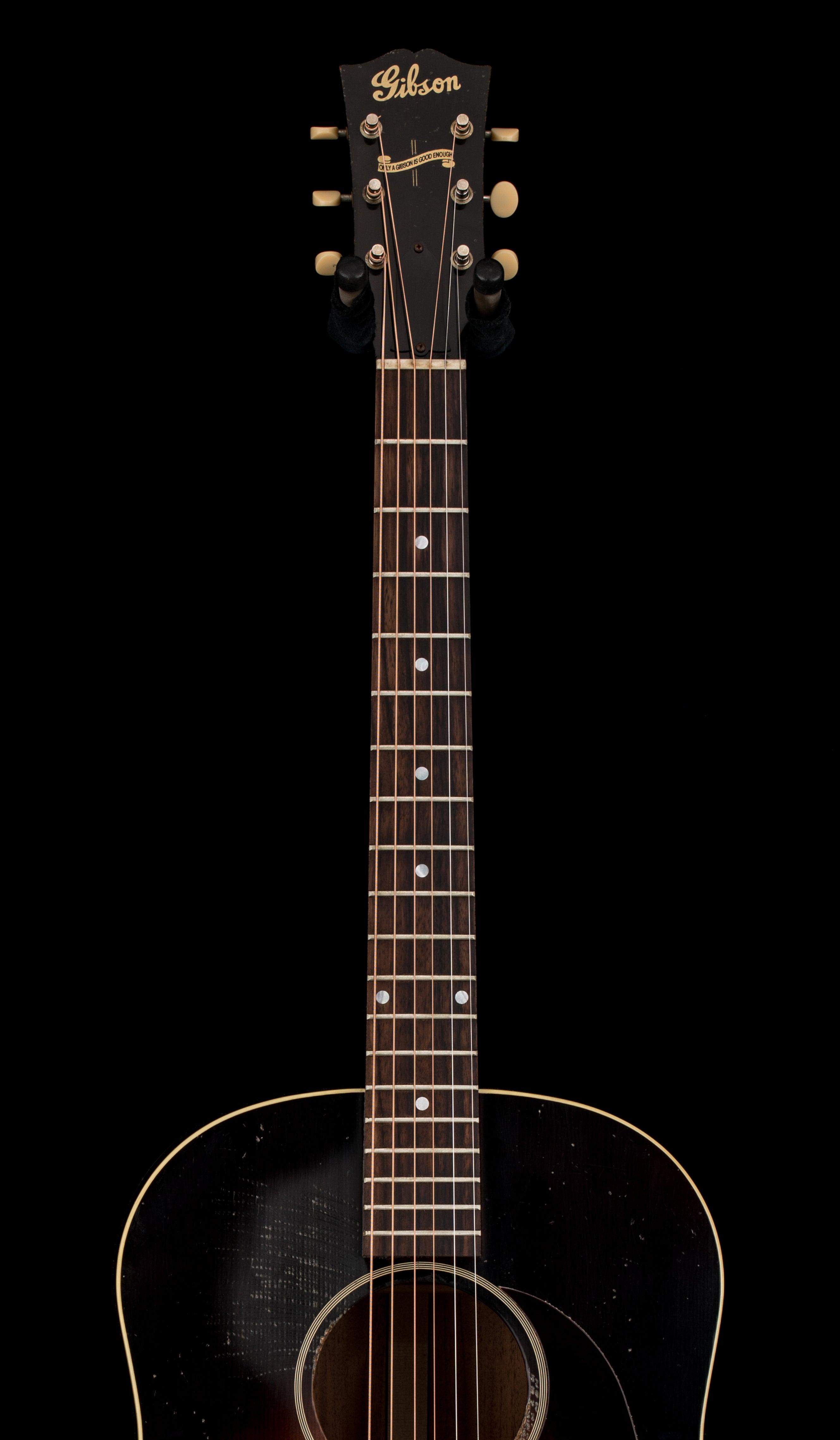 Gibson Custom Shop 1942 Banner Murphy Lab J-45 Light Aged – Empire