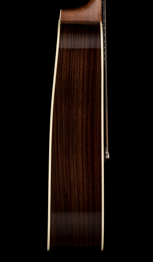 Martin HD-28 - Natural #01887 (2025)