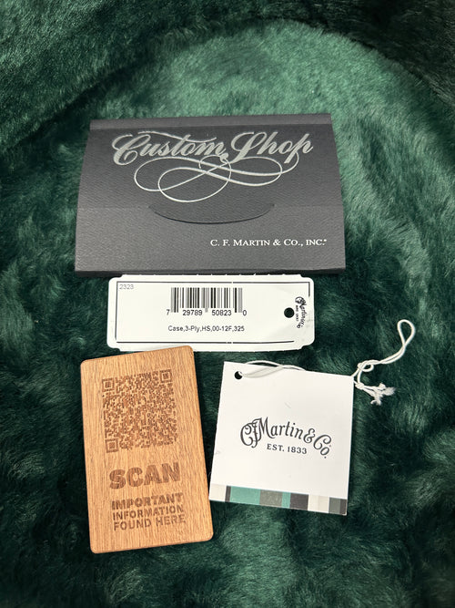 Used Martin Custom Shop 00-18 12-Fret Mahogany (2024) #12700 with Original Hard Case