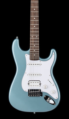 Squier Affinity Series Stratocaster Junior HSS - Ice Blue Metallic