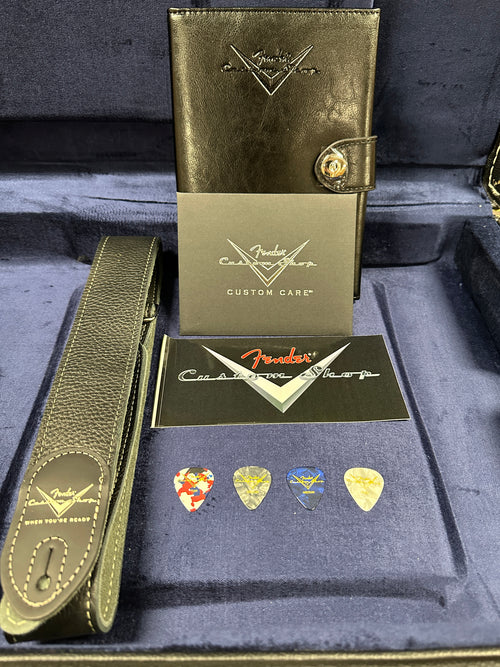 Fender Custom Shop 1961 Jazz Bass Heavy Relic - Bleached 3-Tone Sunburst #88214