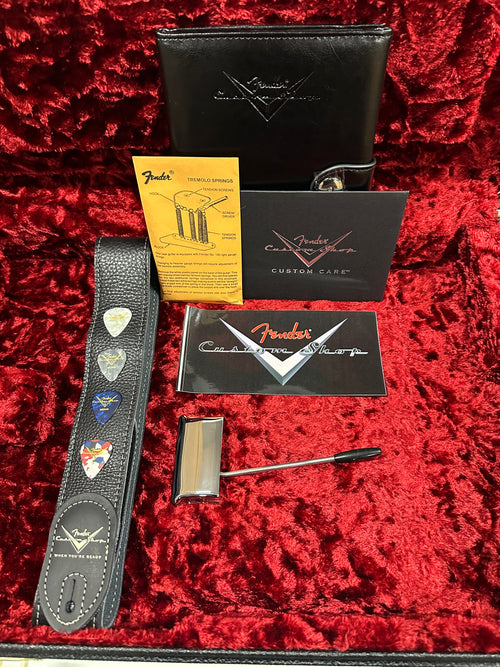 Fender Custom Shop Empire 67 Stratocaster NOS - Magenta Sparkle #88702