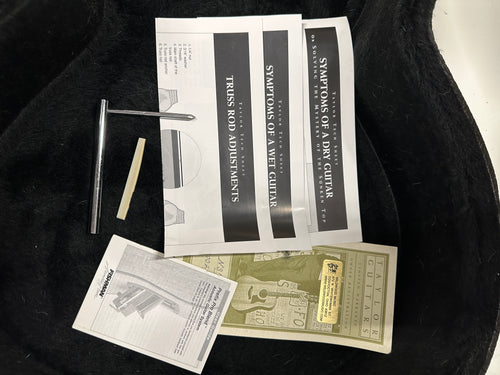 Used Taylor NS72ce (2008) #28718 with Original Hard Case