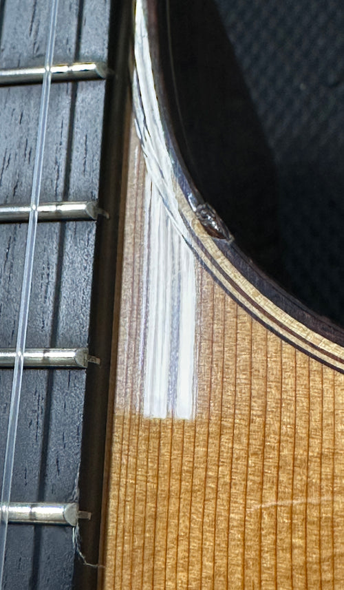 Used Taylor NS72ce (2008) #28718 with Original Hard Case