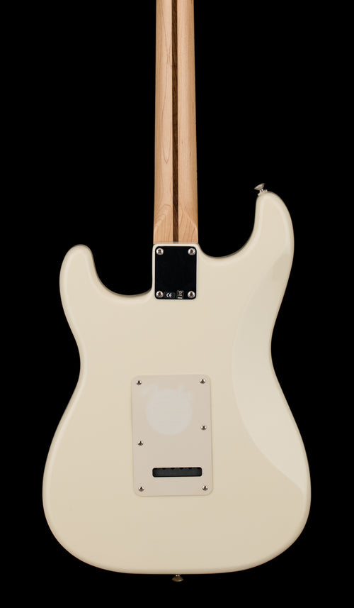 Used Fender Standard Stratocaster (2006) - Arctic White #74275 with Gig Bag