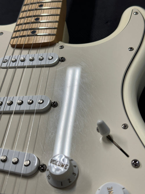 Used Fender Standard Stratocaster (2006) - Arctic White #74275 with Gig Bag