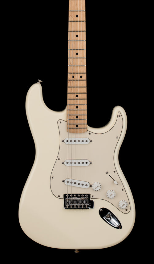 Used Fender Standard Stratocaster (2006) - Arctic White #74275 with Gig Bag