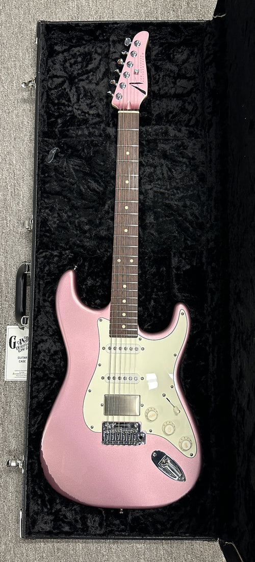 Used Tom Anderson Icon Classic Short Scale - Burgundy Mist #2724N with Original Hard Case