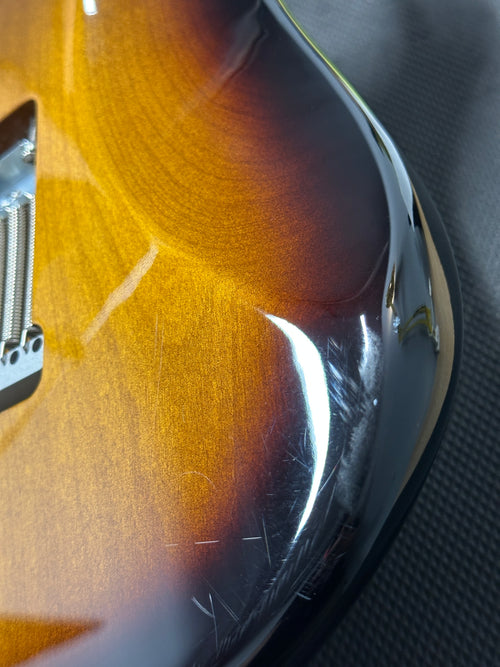 Used Eric Johnson Stratocaster (2024) - 2-Color Sunburst #23746 with Original Hard Case