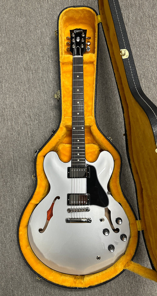 Used Gibson Custom Shop Dealer Select 1961 ES-335 (2026) - Silver Ebony #60054 with Original Hard Case