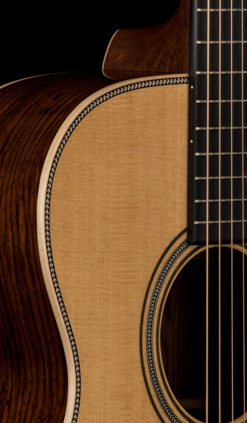 Used Martin Custom Shop 000-28 Style Guatemalan Rosewood (2019) #93407 with Original Hard Case
