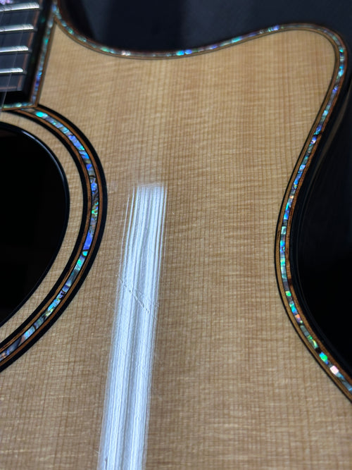 Used Taylor 914ce (2015) - Natural #75118 with Original Hard Case