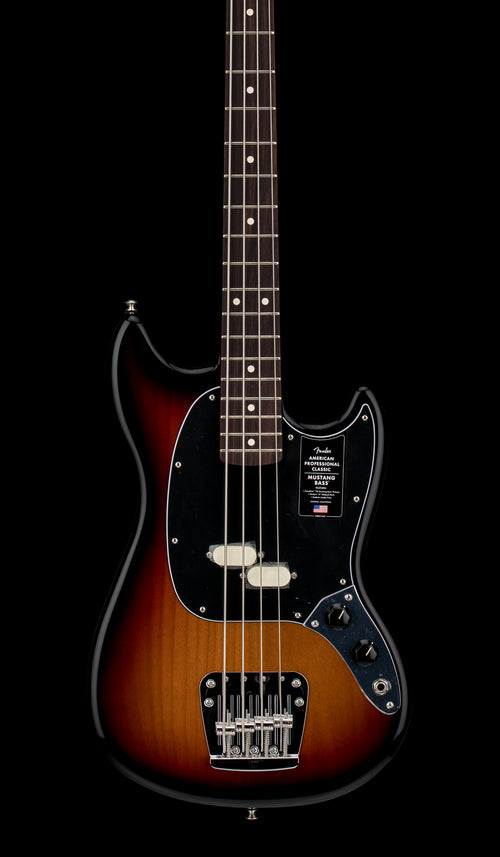 Fender American Professional Classic Mustang Bass - 3-Color Sunburst #00583