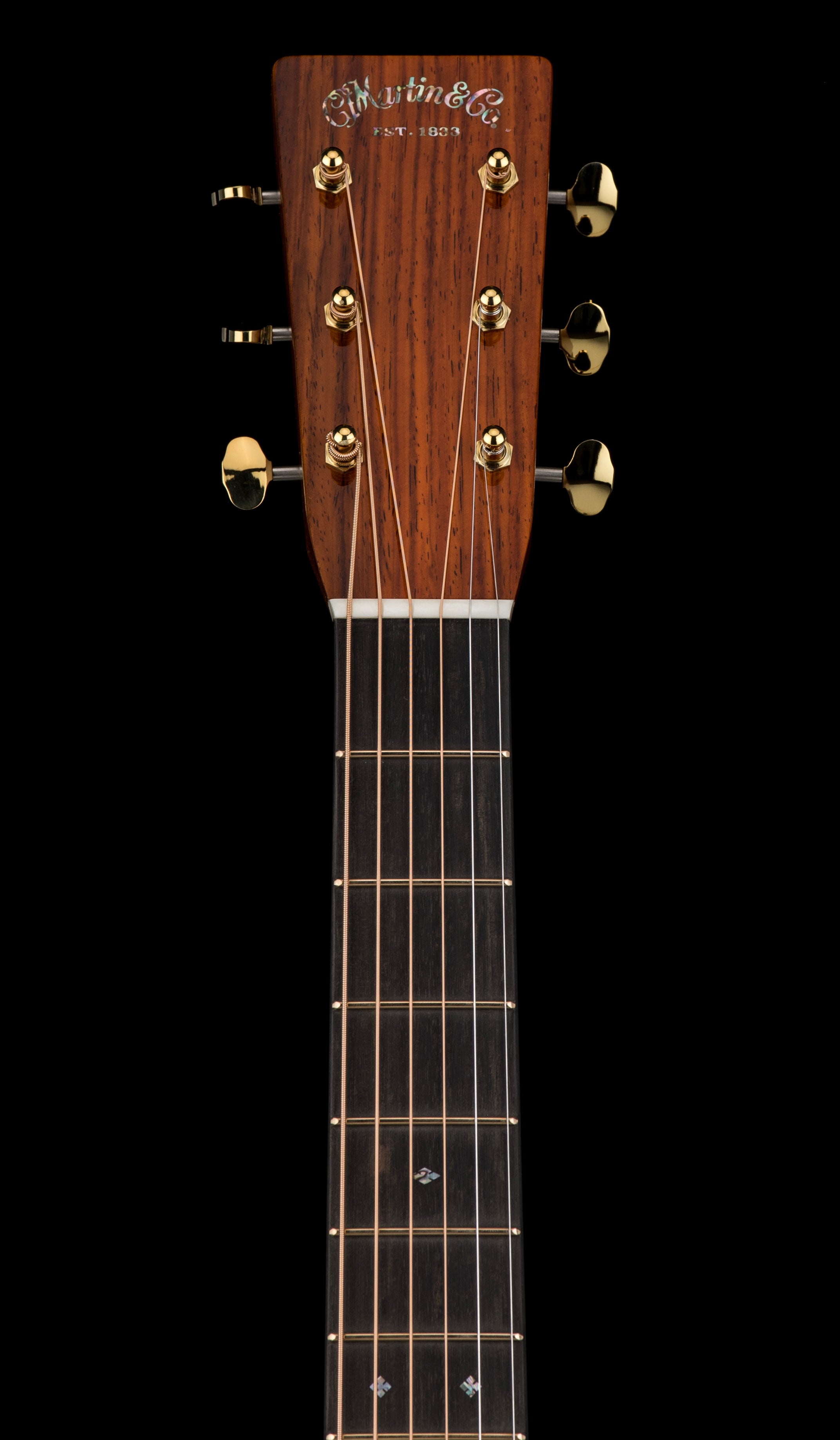 Martin Custom Shop 000-28 Modern Deluxe Style Sitka Spruce VTS