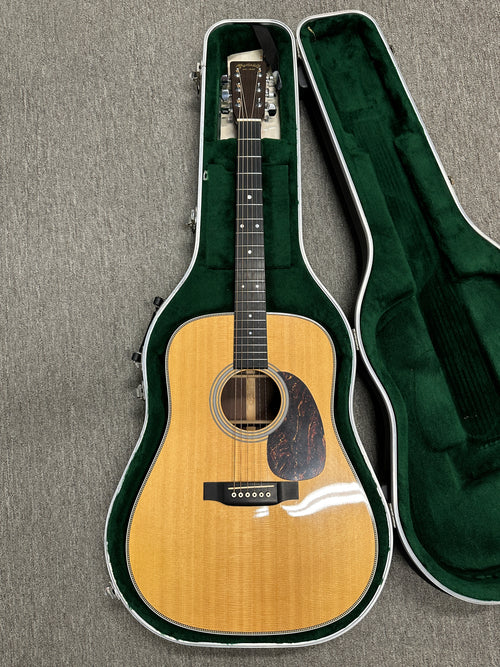 Used Martin HD-28 (1999) - Natural #55266 with Original Hard Case