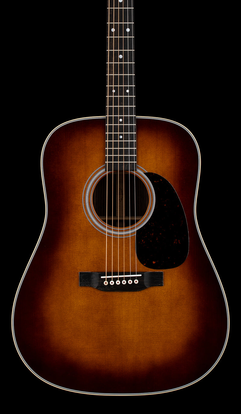 Martin D-28 - 1933 Ambertone #17205 (2025)