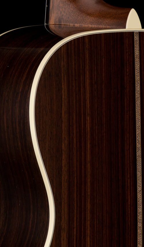 Martin Custom Shop 000-28 Authentic 1937 - Ambertone #40484 (NAMM)