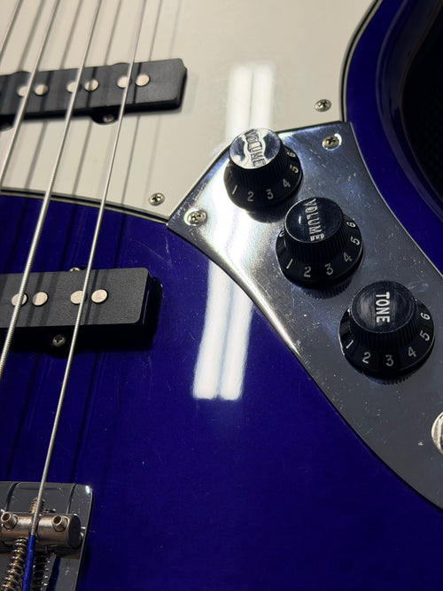 Used Fender Standard Jazz Bass Fretless (2001) - Midnight Blue #76419 with Hard Case
