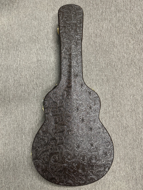 Used Taylor Custom Shop C18e B4003 Lutz Spruce/Quilted Maple (2024) - Royal Blue #54124 with Original Hard Case