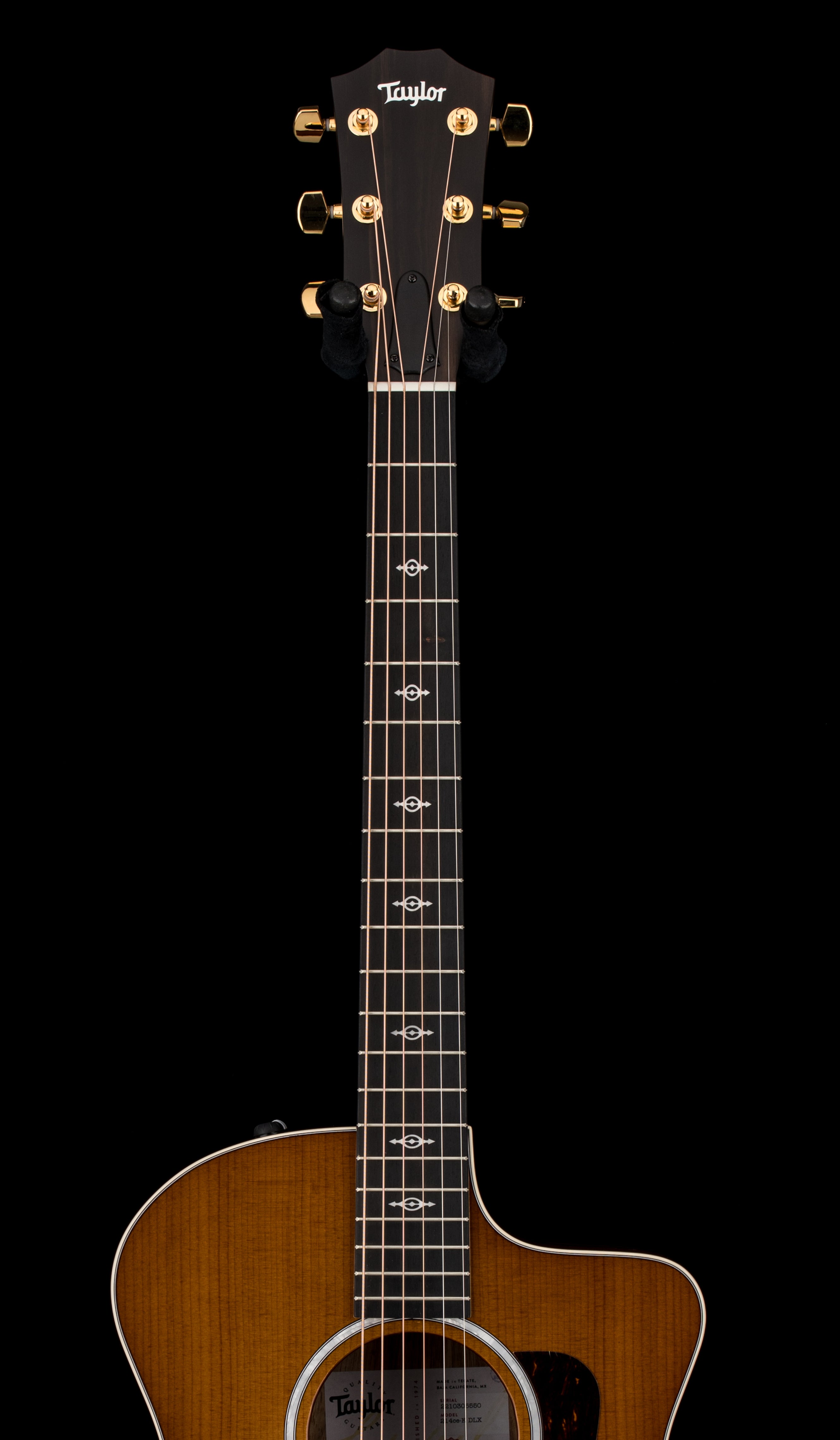 Taylor 214ce-K DLX Special Edition - Honeyburst #05550 (NAMM 2026