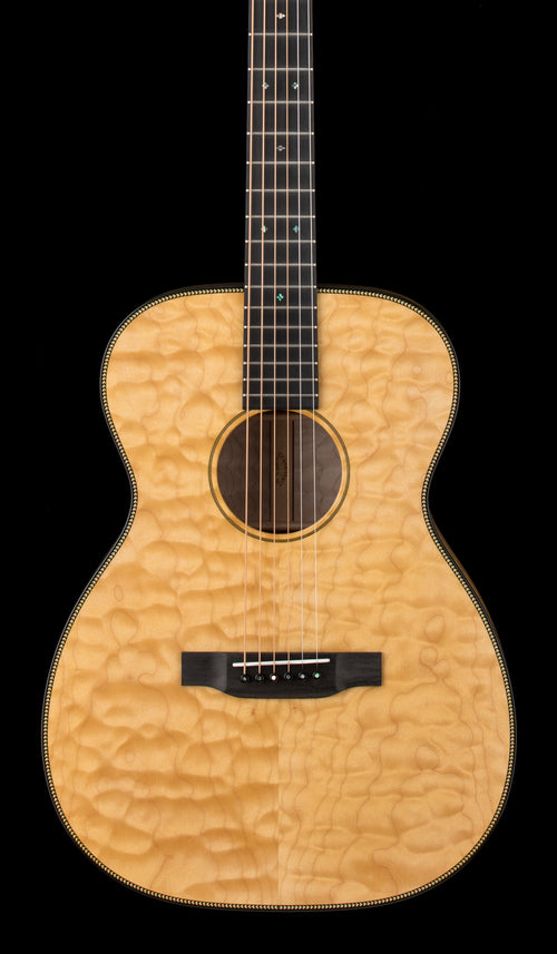 Martin Custom Shop 00-28 Style Master Grade Deep Quilt Maple #29851 (Empire Music Spec)