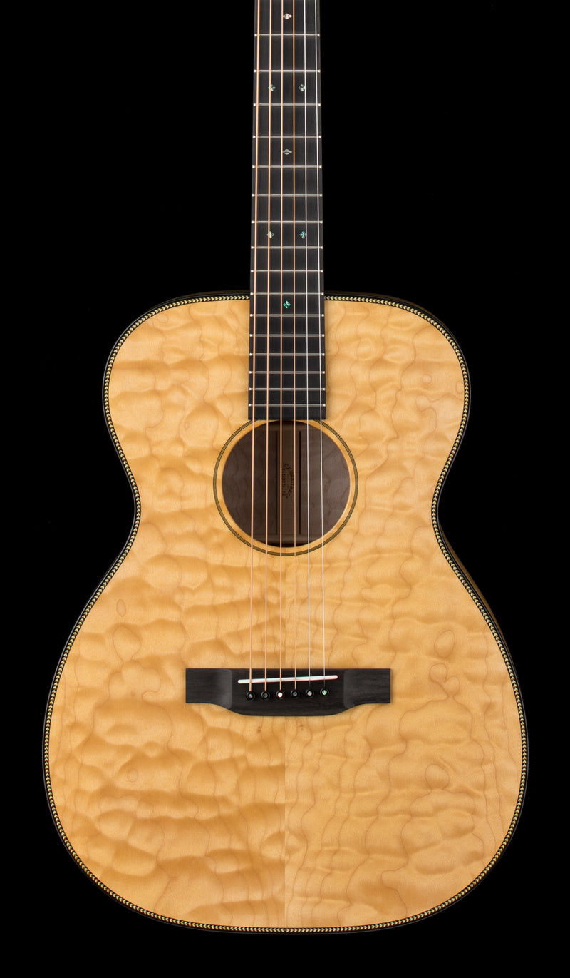 Martin Custom Shop 00-28 Style Master Grade Deep Quilt Maple #29851 (Empire Music Spec)