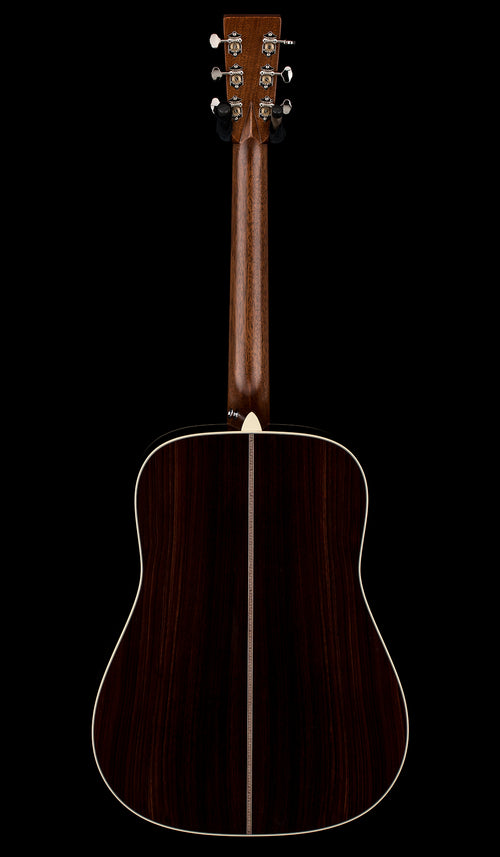 Martin HD-28E LR Baggs - Natural #25242 (NAMM 2026)