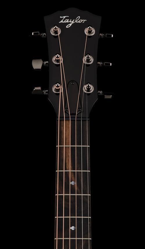 Taylor Custom Shop Gold Label SA Western Red Cedar/Tasmanian Blackwood #56102