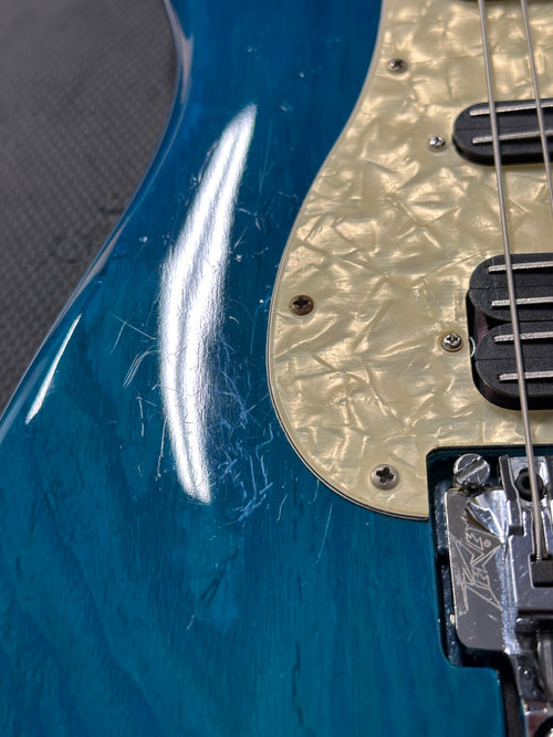 Used Peavey Axcelerator F (1994) - Transparent Blue #77574 with Gig Bag