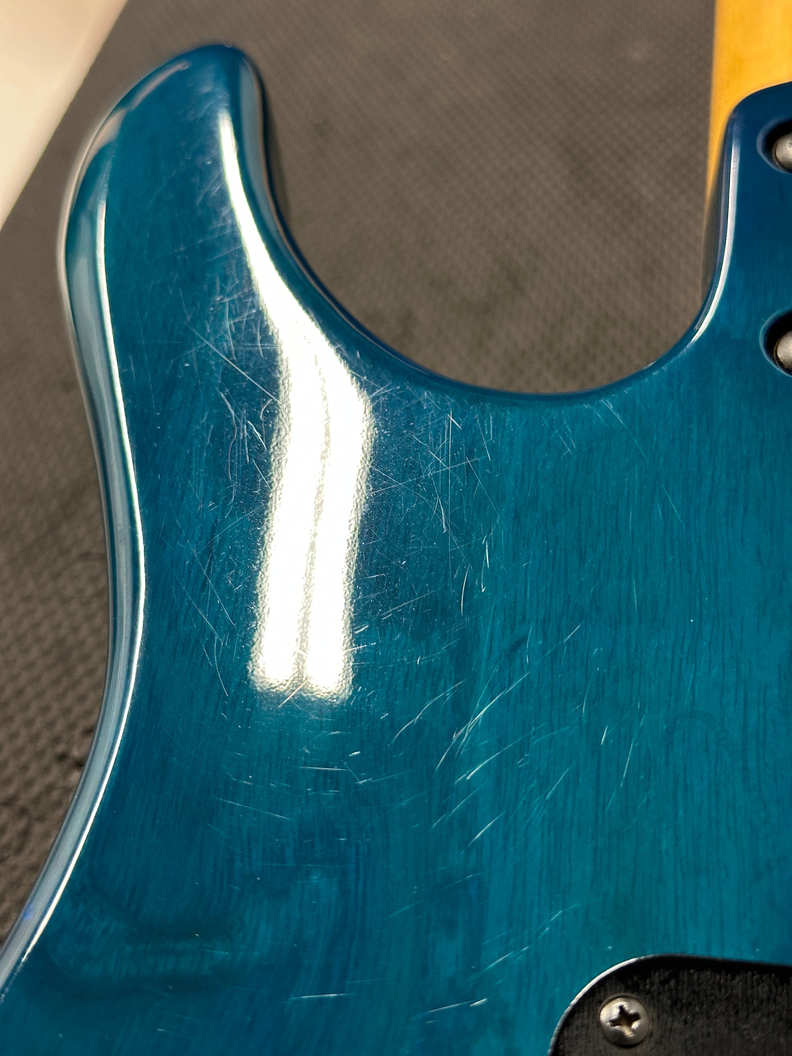 Used Peavey Axcelerator F (1994) - Transparent Blue #77574 with