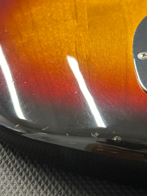 Used Fender MIJ JM66-80 Jazzmaster (1994) - 3-Color Sunburst #23507 with Original Hard Case