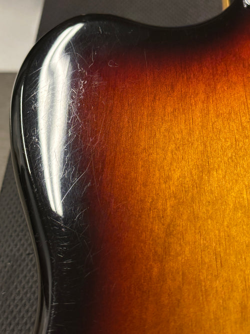 Used Fender MIJ JM66-80 Jazzmaster (1994) - 3-Color Sunburst #23507 with Original Hard Case