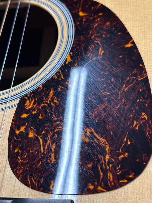 Used Martin HD-28 (2013) - Natural #71862 with Original Hard Case