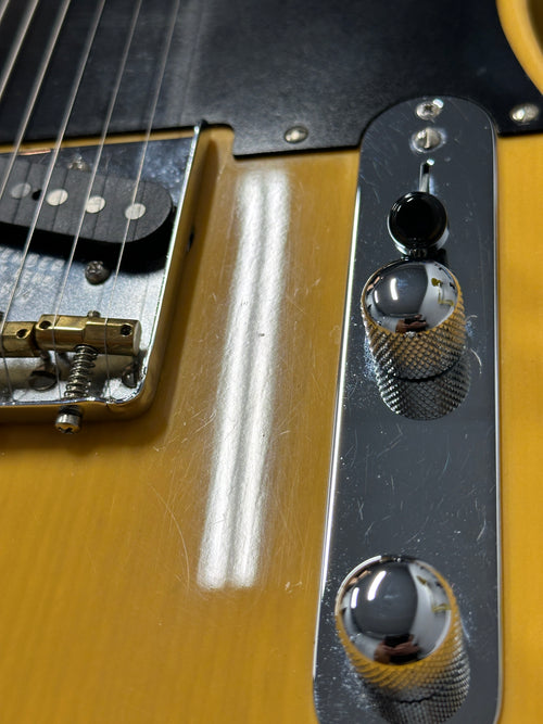 Used Fender American Vintage '52 Telecaster (1982) - Butterscotch Blonde #16504