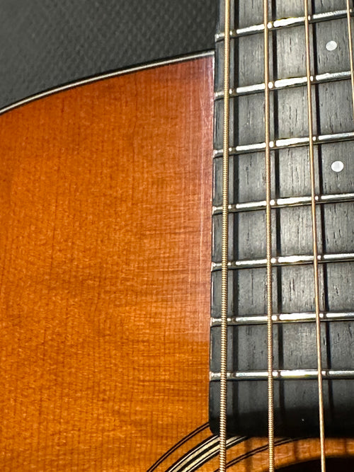 Used Bourgeois Custom Country Boy Dreadnought (2007) - Sunburst #004103 with Original Hard Case