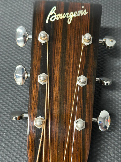 Used Bourgeois Custom Country Boy Dreadnought (2007) - Sunburst #004103 with Original Hard Case