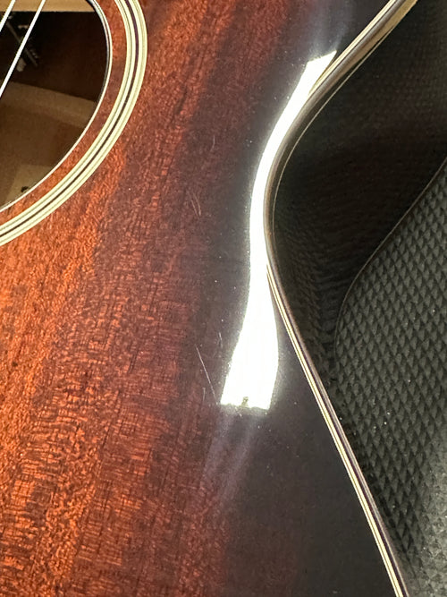 Used Taylor 522e (2021) #71139 with Original Hard Case