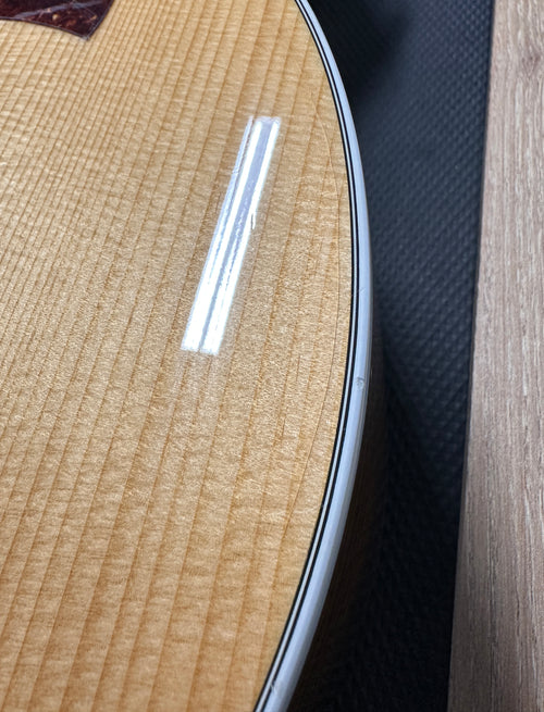 Used Taylor 214ce DLX (2020) - Natural #70288 with Original Hard Case