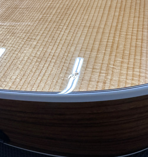 Used Taylor 214ce DLX (2020) - Natural #70288 with Original Hard Case