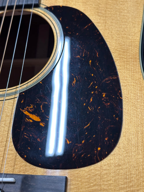 Used Martin D-18 (2023) - Natural #16998 with Original Hard Case