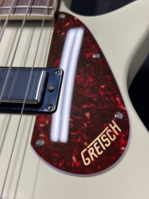 Used Gretsch Streamliner Jet Club Bass (2025) - Vintage White #11524 with Gig Bag