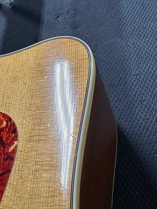 Used Taylor 410ce (2005) - Natural #10041 with Hard Case