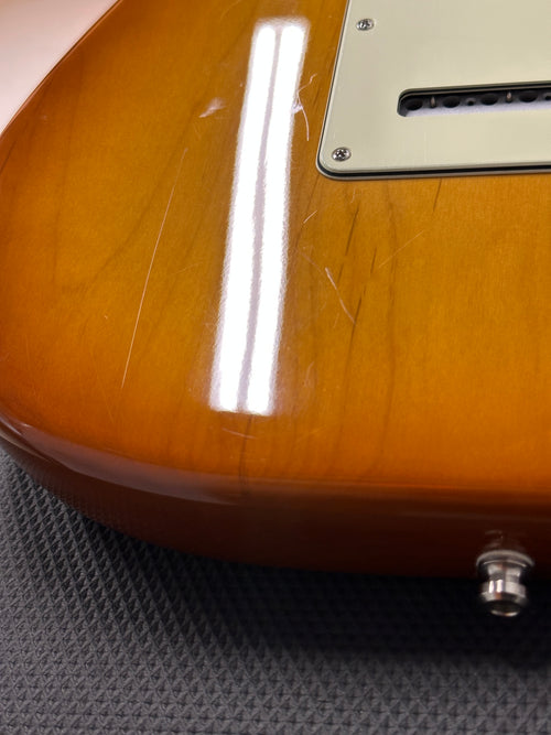 Used Fender American Performer Stratocaster (2022) - Honey Burst #33401 with Gig Bag