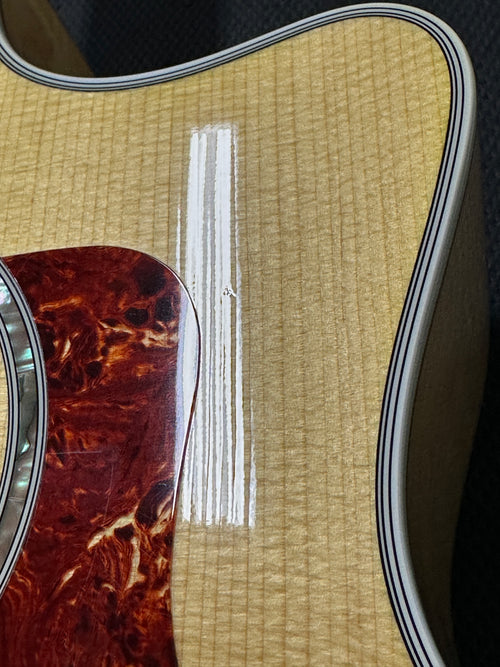 Used Taylor 656ce (2013) - Natural #93076 with Original Hard Case