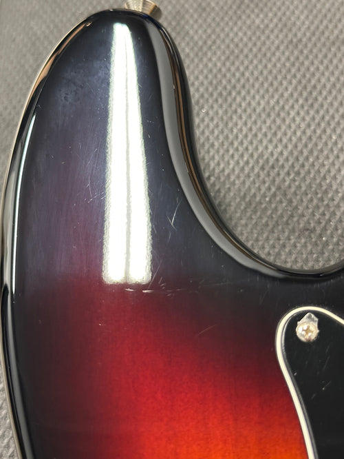 Used Fender American Performer Precision Bass (2018) - 3-Color Sunburst #65719 with Gig Bag