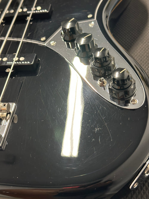 Used Fender American Elite Jazz Bass (2018) - Black #38266 with Hard Case