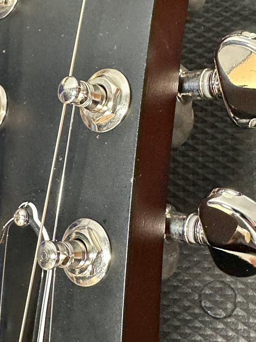 Used Gibson J-45 Special - Satin Wine Red #65016 with Gig Bag