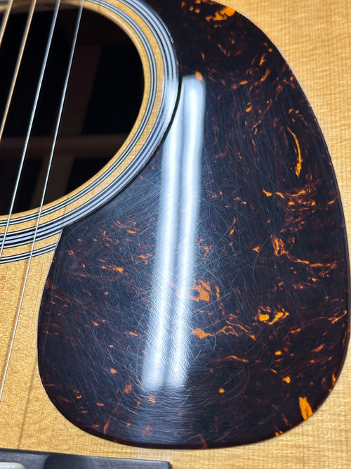 Used Martin D-35 (2022) - Natural #98148 with Original Hard Case